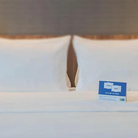 Holiday Express City Centre Hotel