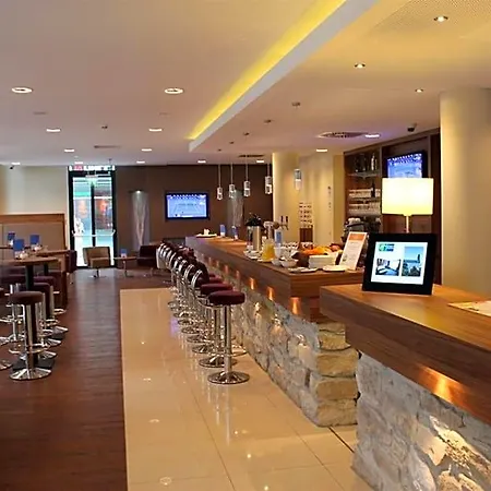 Express Centre Отель Дрезден