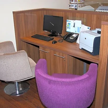 Отель Express Centre 3*