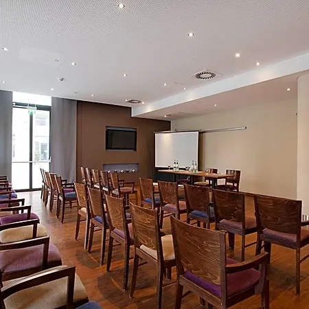 Express Centre 3*