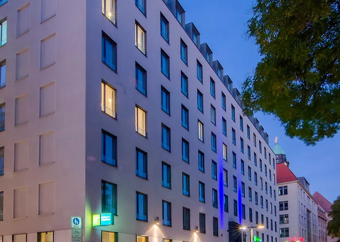 Express Centre Отель 3*