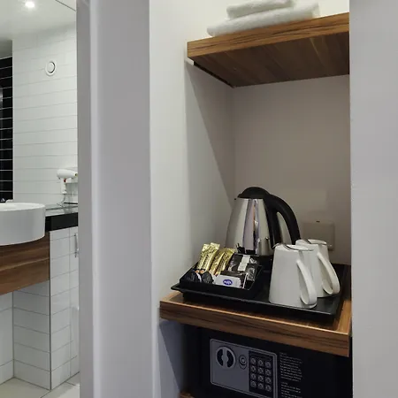 Express Centre Hotel