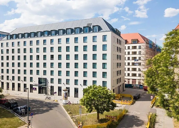 Hotel Express Centre 3*