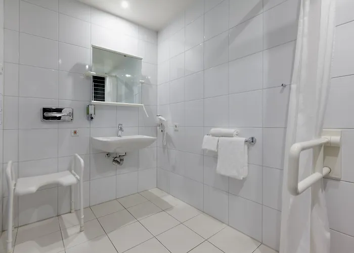 Express Centre Hotel 3*