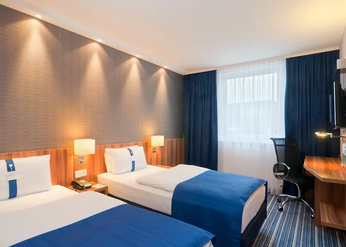 Hotel Express Centre 3*