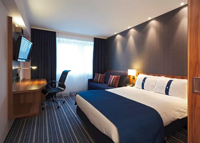 Express Centre Hotel 3*