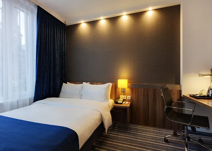 Express Centre 3*