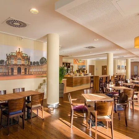 Express Centre Hotel 3*