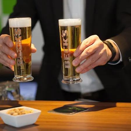 Express Centre Hotel 3*